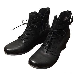 Miz Mooz Margaret Mid Wedge Bootie size 38